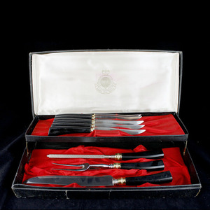 Set coltelli Empire, entro custodia originale, XX secolo