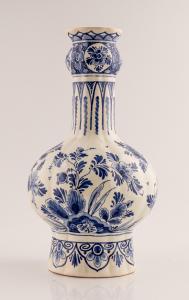 Vaso bianco e blu in ceramica Delft Holland