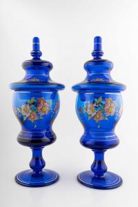 Coppia di vasi a balaustro in vetro blu e oro Coppia di vasi a balaustro in vetro blu e oro