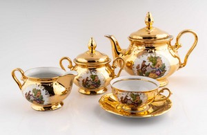Servito da tè da 12 in porcellana a foglia d'oro marcato Bavaria