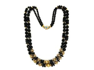 Collana vintage a due fili di perle in vetro sfaccettato nero e perle in metallo dorato
