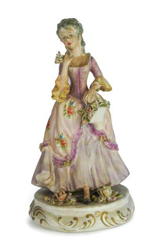 Dama in porcellana policroma, Capodimonte