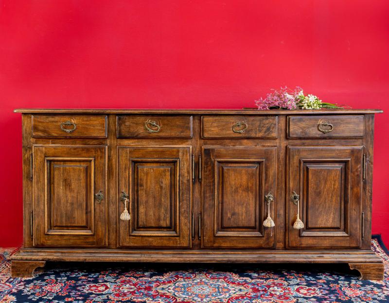 Credenza in noce