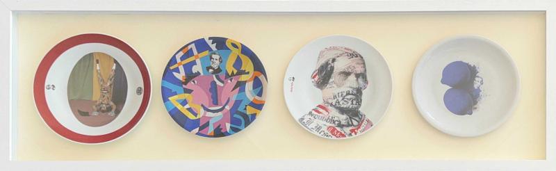 Lotto di 4 piatti dedicati a Giuseppe Verdi, serigrafati da disegni di artisti vari in esclusiva per  Media Italia Porcellane Tognana e Richard Ginori, entro cornice