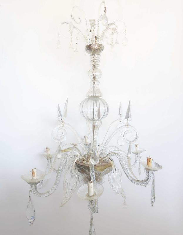 Grande lampadario in vetro di Murano Grande lampadario in vetro di Murano