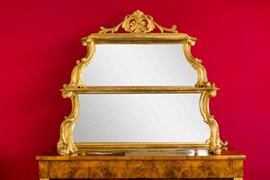 Étagère con specchio in legno intagliato e dorato