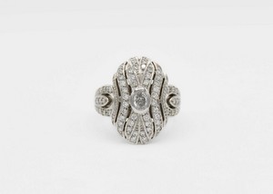 Anello in platino e diamanti, Fabergé