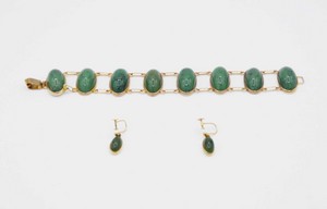 Demi-parure in oro 9kt e cabochon di giada serpentina (New Jade)