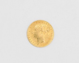 Sterlina Regina Vittoria, in oro