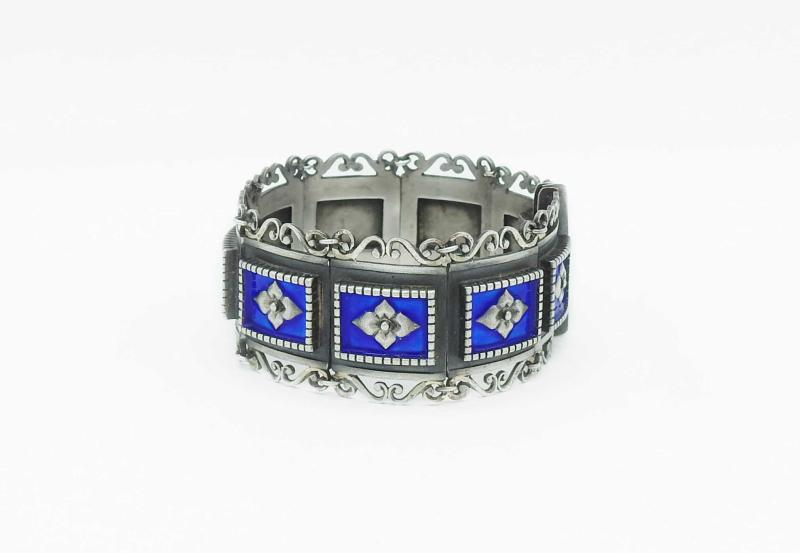 Bracciale in argento e smalti, Ottaviani