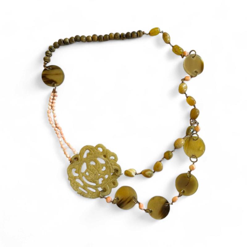 Collana in corno, agata e corallo rosa