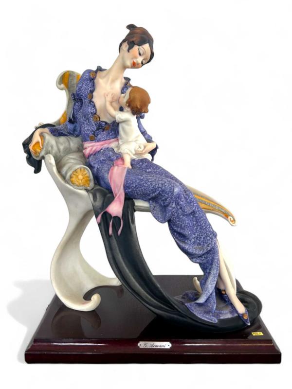 Giuseppe Armani (1935-2006), Madre e Bambino o Maternità, porcellana Capodimonte Giuseppe Armani (1935-2006), Madre e Bambino o Maternità, porcellana Capodimonte