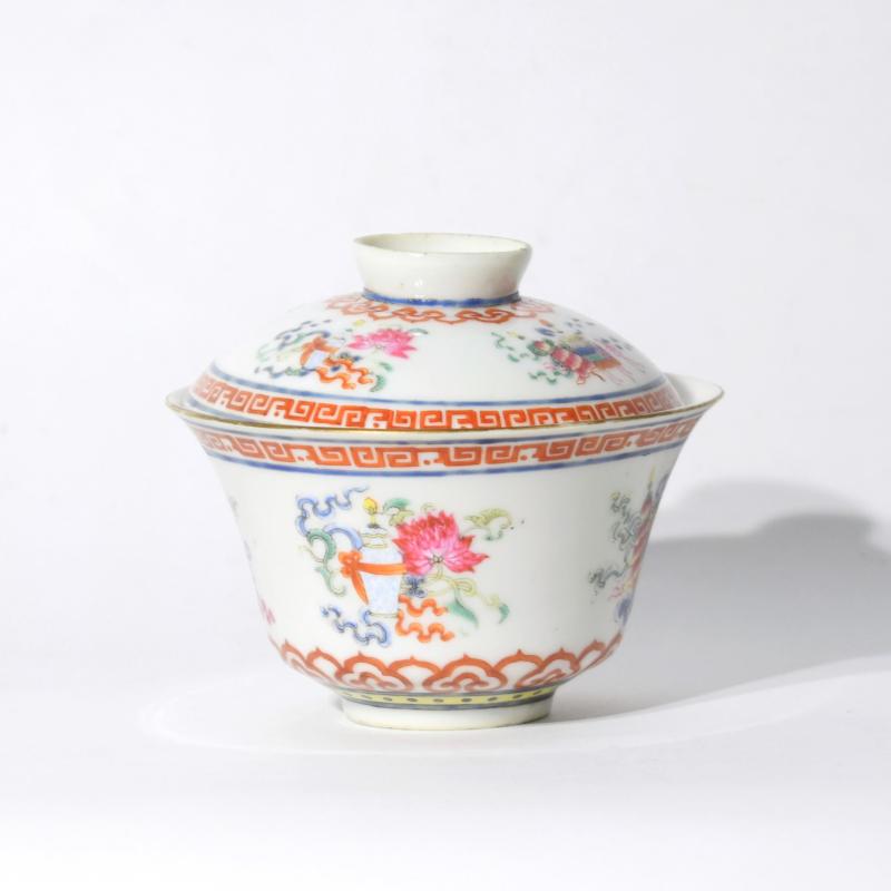 Tazza con coperchio cinese Famiglia Rosa