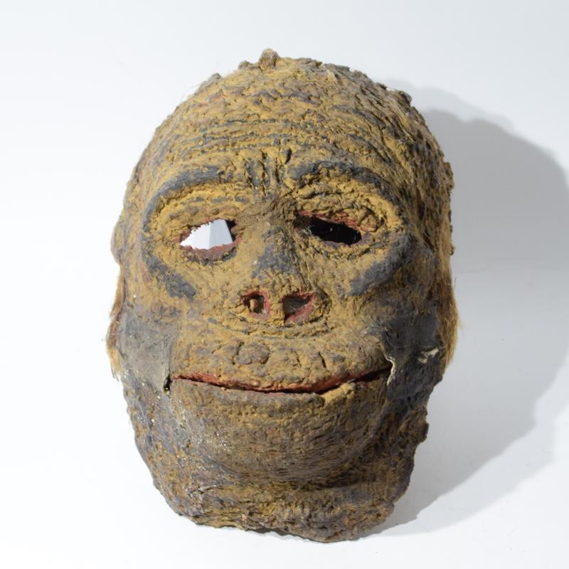 Maschera in carta pesta di gorilla Maschera in carta pesta di gorilla