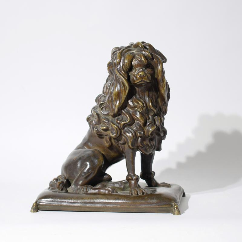 Scultura in bronzo raffigurante cane Scultura in bronzo raffigurante cane
