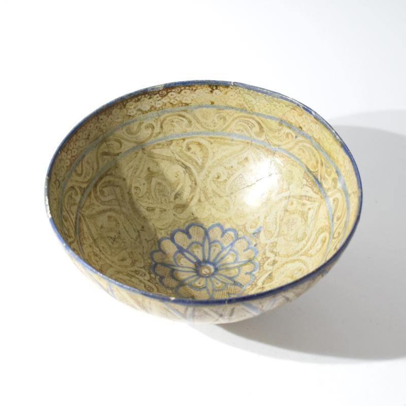 Ciotola Kashan con decorazione a lustro Ciotola Kashan con decorazione a lustro