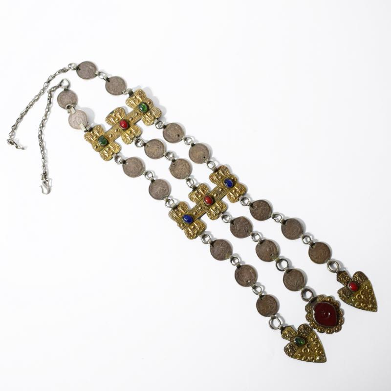 Collana con monete Collana con monete