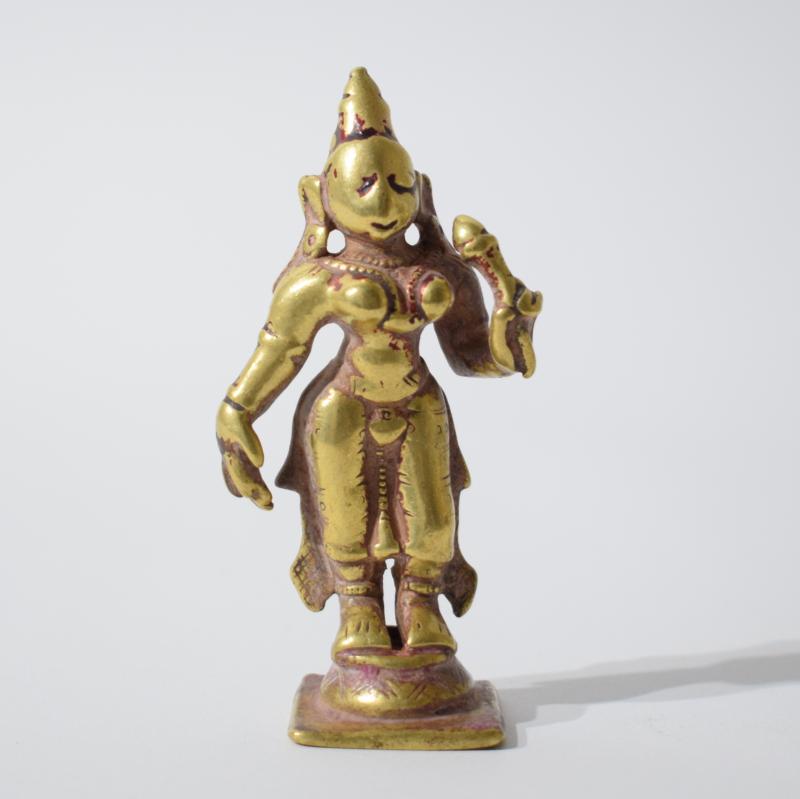 Bronzo devozionale raffigurante Devi stante con fiore di loto (padma) Bronzo devozionale raffigurante Devi stante con fiore di loto (padma)